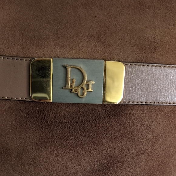 Dior Tan and Gold Accent Bag - Picture 4 of 17